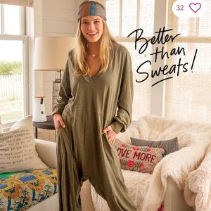 2 Pair. Women’s Onsie Pajamas/loungewear. Natural Life. XL